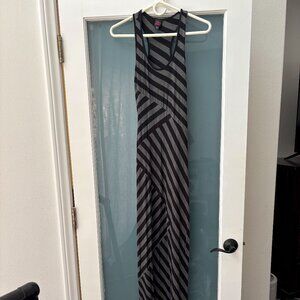 2B Bebe size small maxi dress